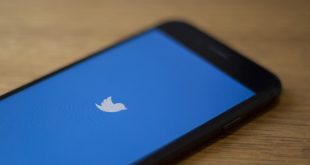 Twitter revamps website in bid to mimic mobile app
