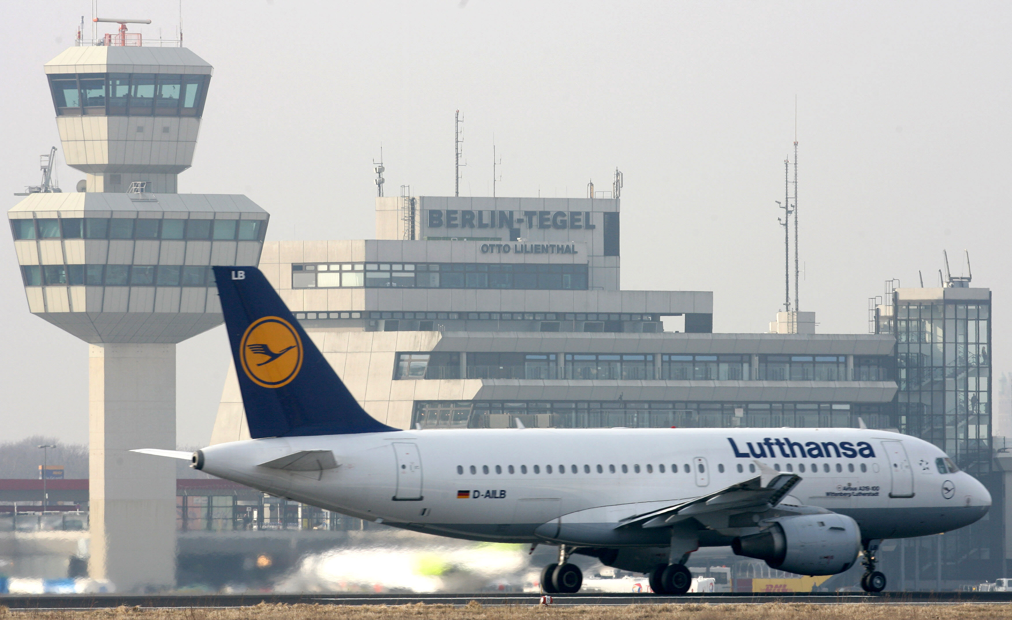 Lufthansa flies into red in first quarter Eagle News