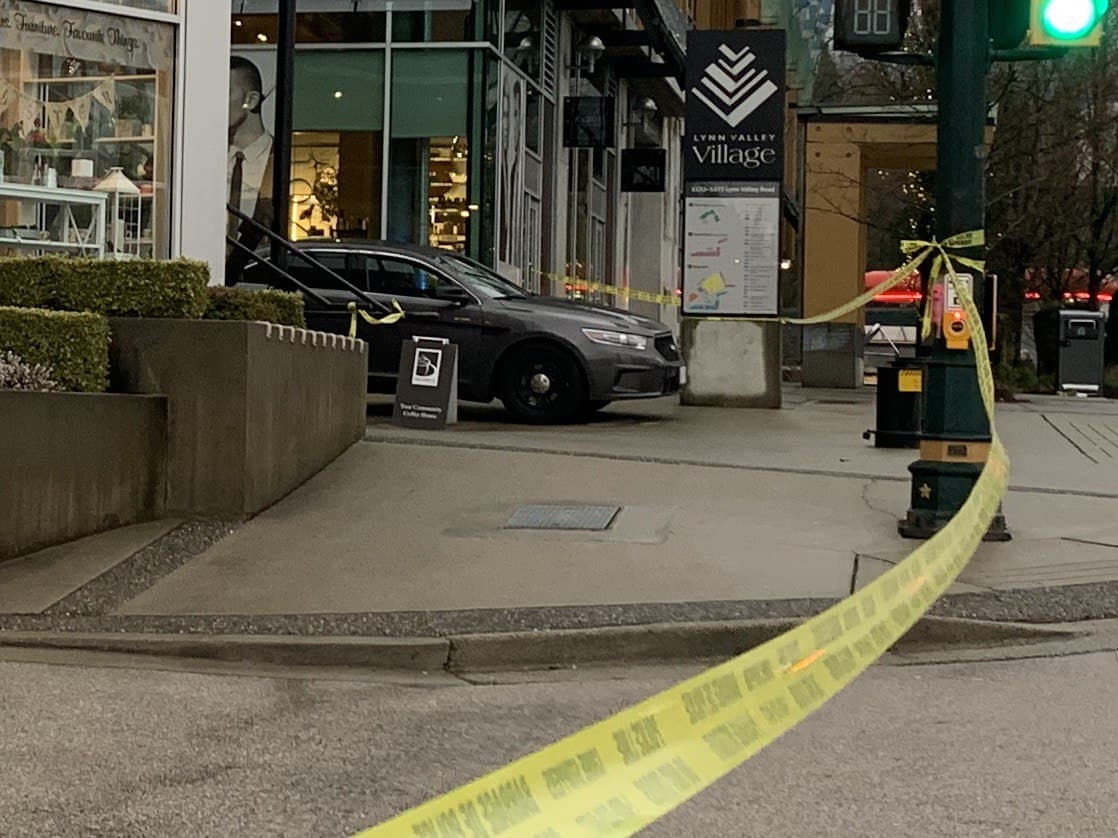 Police charge man with 2nd-degree murder in Vancouver, Canada stabbing ...